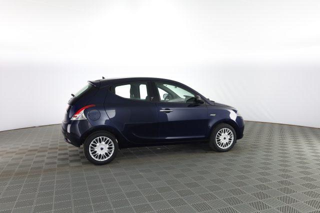 LANCIA Ypsilon Ypsilon 1.2 69 CV 5 porte Silver