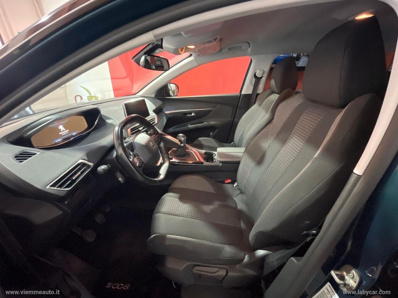 Peugeot 5008 BlueHDi 130 S&S Allure