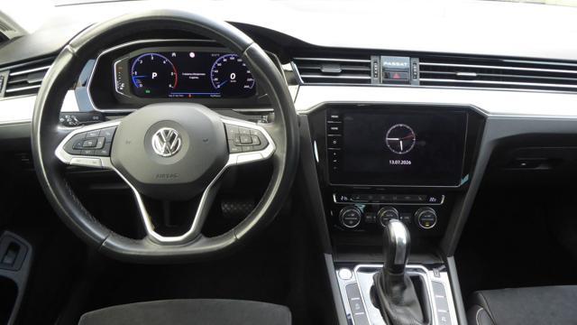 VOLKSWAGEN Passat Variant 2.0 TDI SCR 190 CV DSG Highline BMT