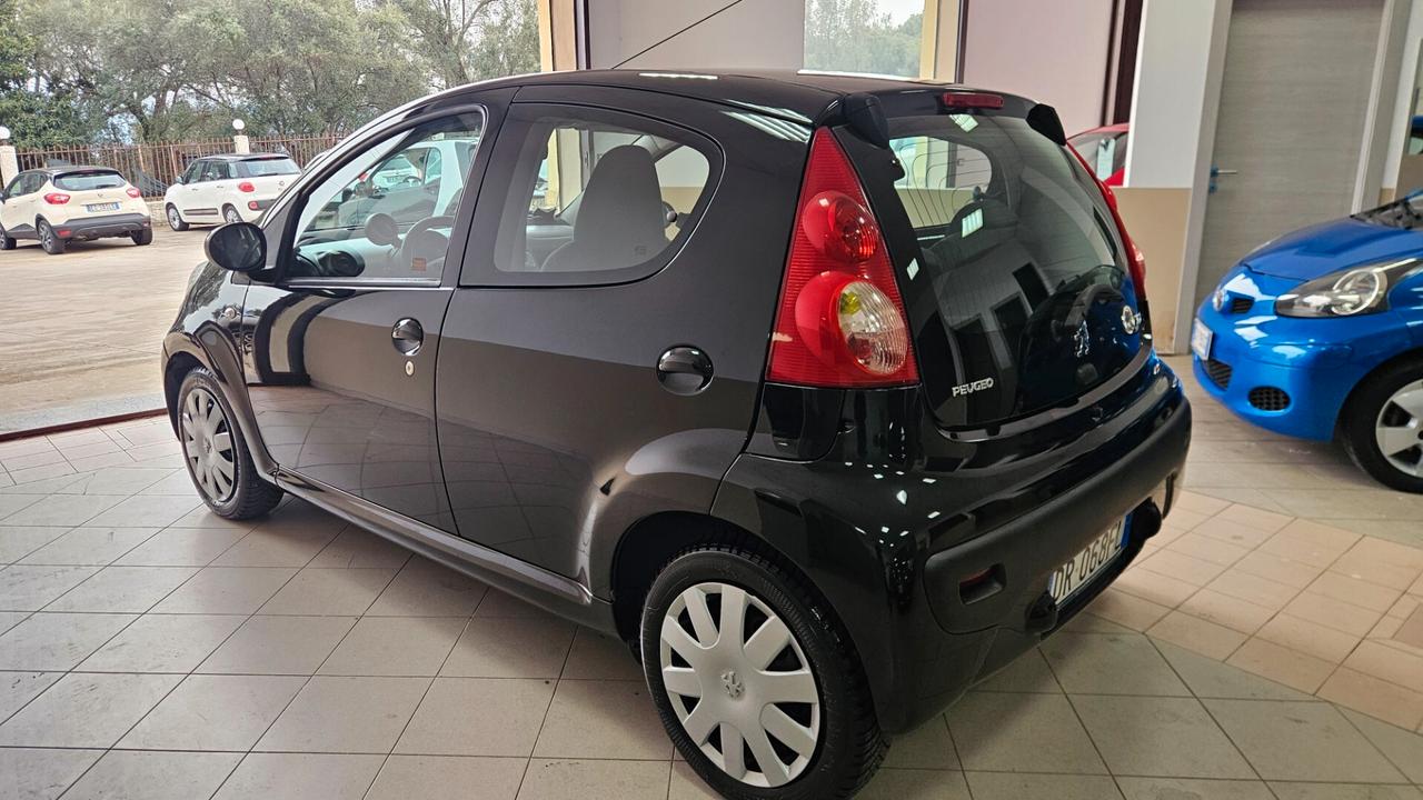 Peugeot 107 1.0 68CV 5p. Urban Move