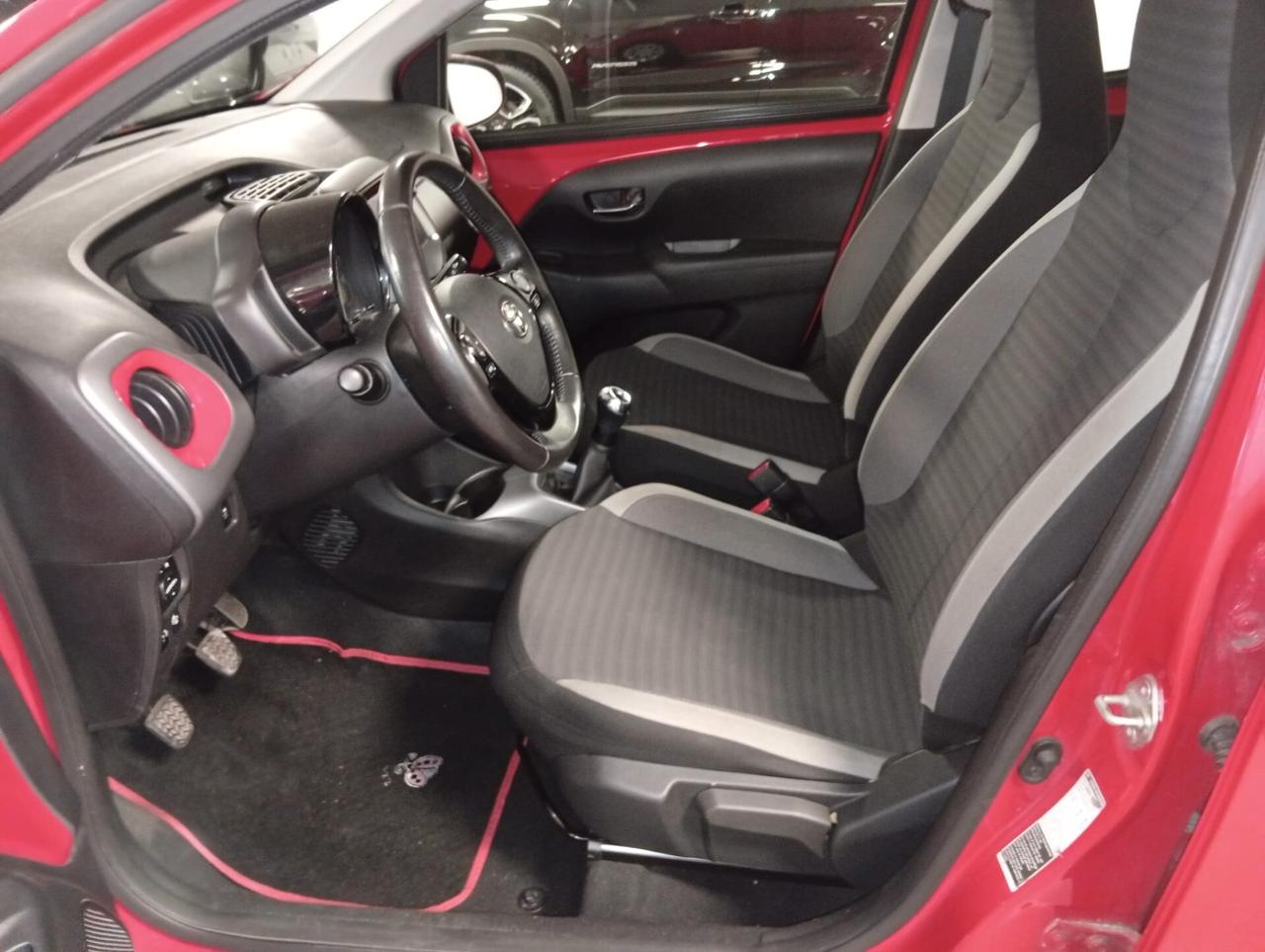 Toyota Aygo 1.0 VVT-i 72 CV 5 porte x-play