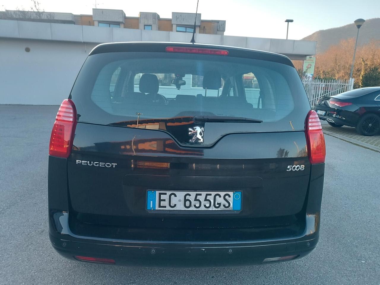 Peugeot 5008 1.6 diesel automatica garanzia