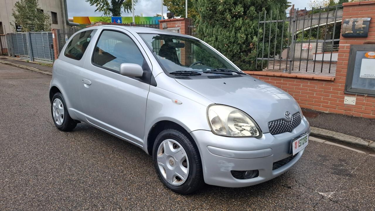Toyota Yaris 1.0i 16V cat 3 porte Sol