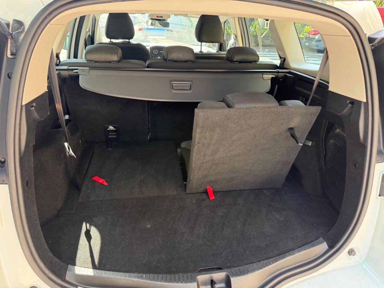 Renault Grand Scenic dCi 8V 110 CV Energy Bose