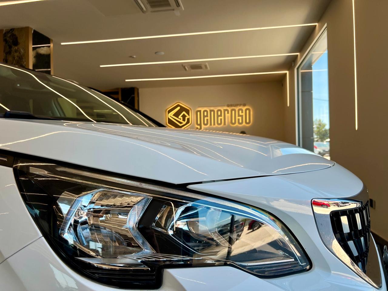 Peugeot 3008 BlueHDi 120 S&S EAT6 Crossway