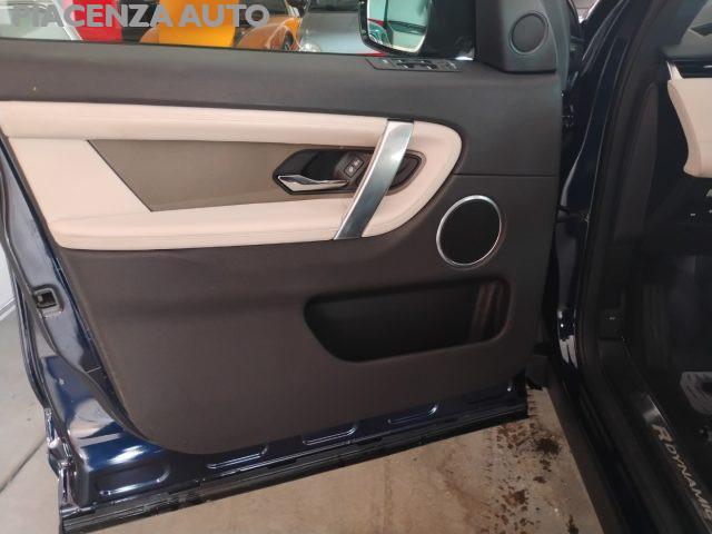 LAND ROVER Discovery Sport 2.0 TD4 180 CV AWD.R-Dynamic S.PANORAMA