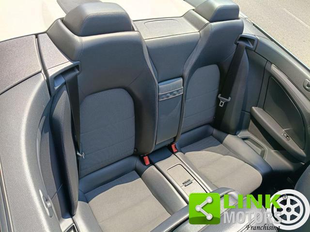 MERCEDES-BENZ E 220 CDI Cabrio BlueEFFICIENCY