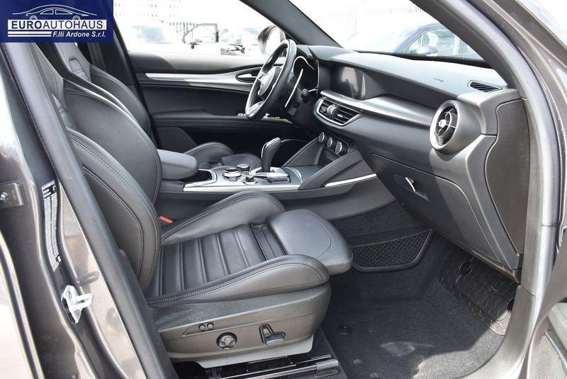Alfa Romeo Stelvio 2.2 Turbo Diesel 210CV Veloce AT8 Q4