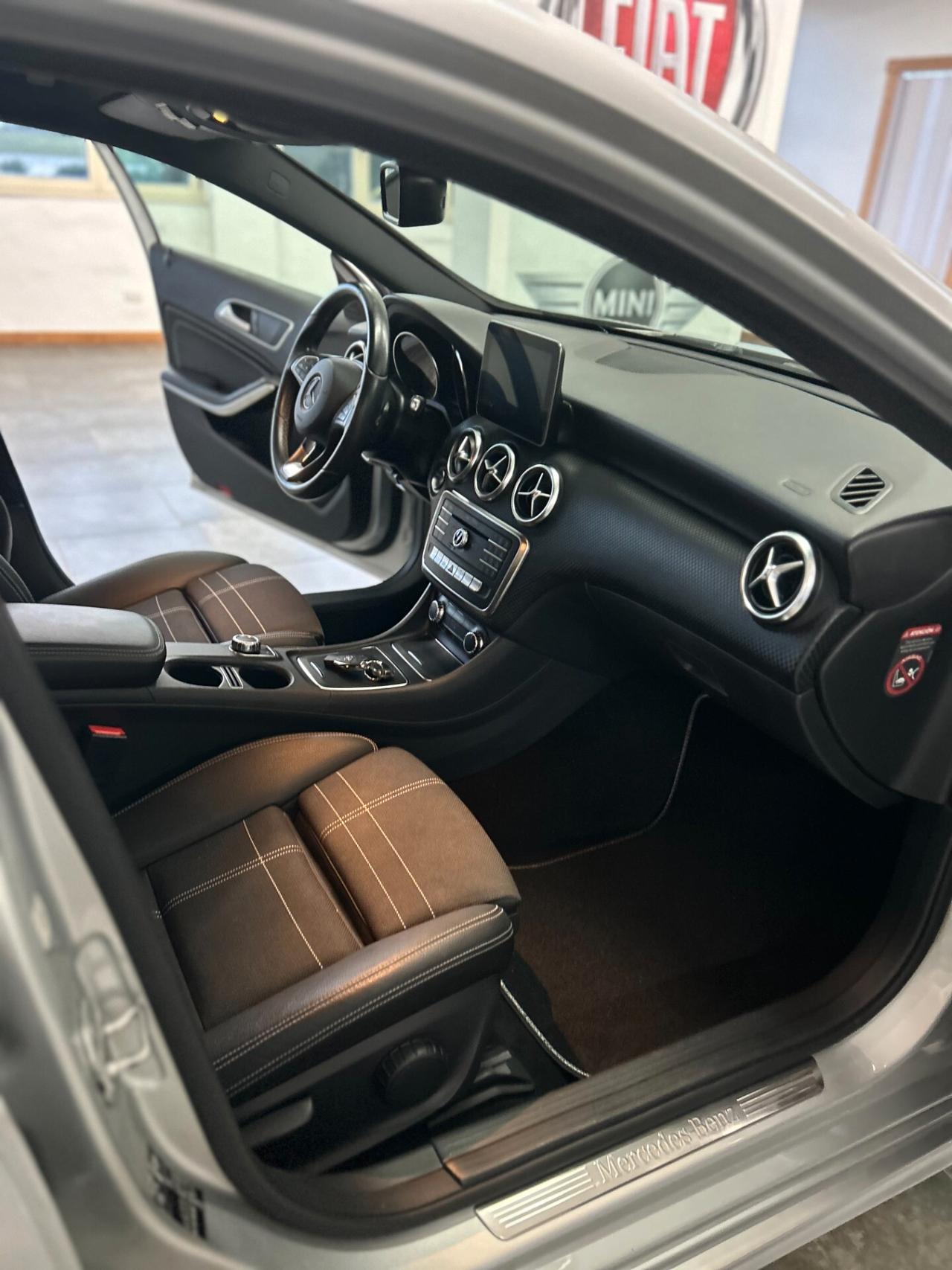 Mercedes-benz A 200 d Automatic Sport - 2017