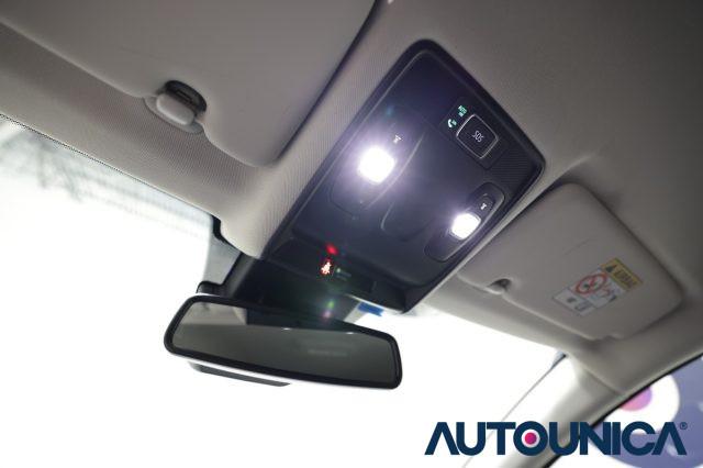 RENAULT Captur TCE 100 CV GPL TECHNO FARI LED NEOPATENTATI