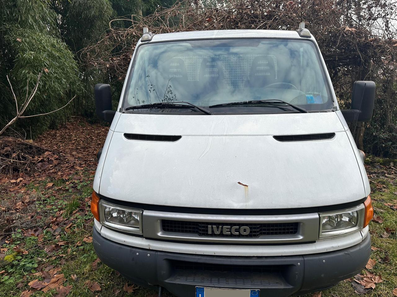 Iveco daily 35c13 furgone con ribaltabile trilaterale unico proprietario