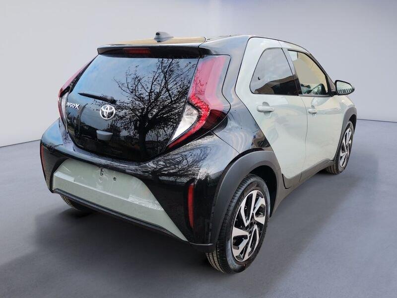 Toyota Aygo X Aygo X 1.0 VVT-i 72 CV 5 porte Lounge - KM ZERO