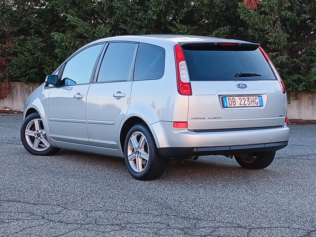 Ford C-Max TITANIUM AUTO IMPECCABILE