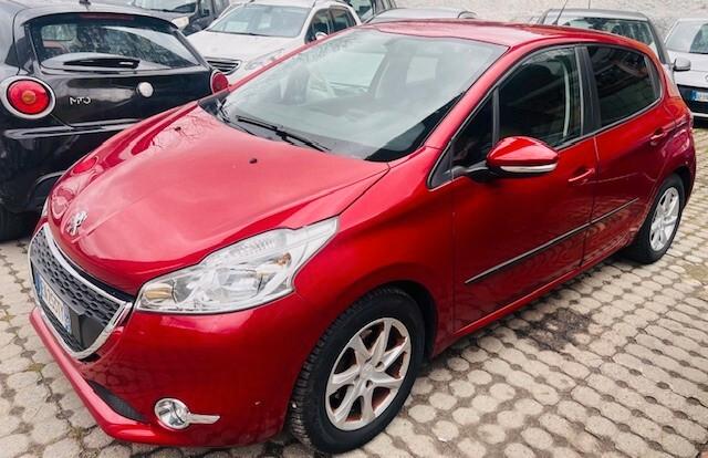 Peugeot 208 1.2 VTi 82 CV 5 porte Allure