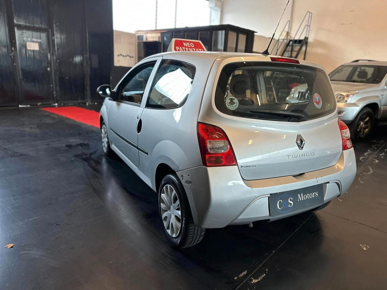 Renault Twingo 1.2 16V NEOPATENTATI