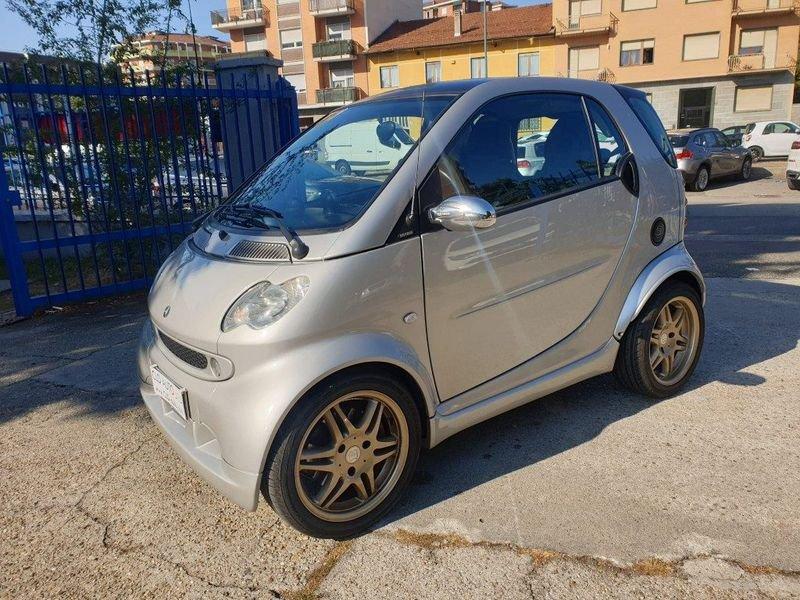 smart fortwo 700 coupé Brabus (55 kW)