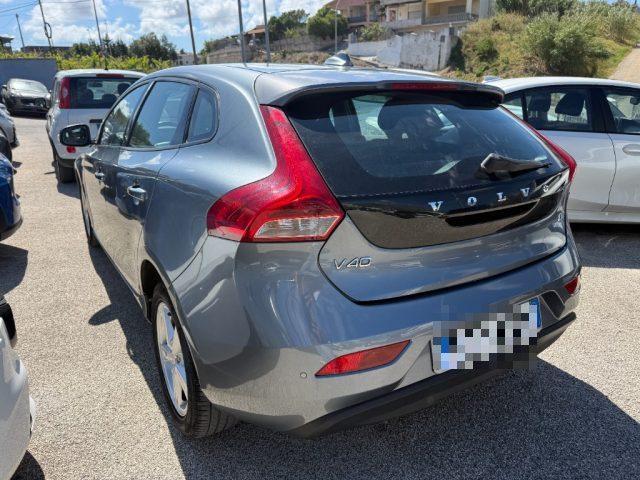 VOLVO V40 D2 'eco' Momentum