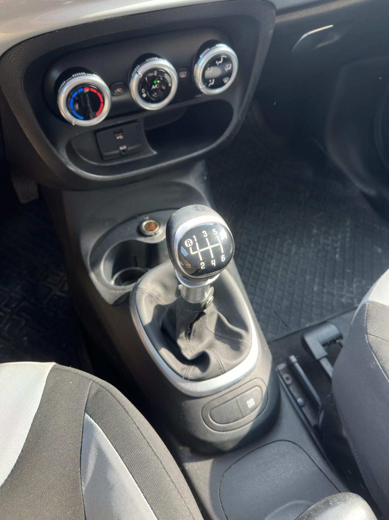 Fiat 500L Living 1.6 Multijet 105 CV Pop Star