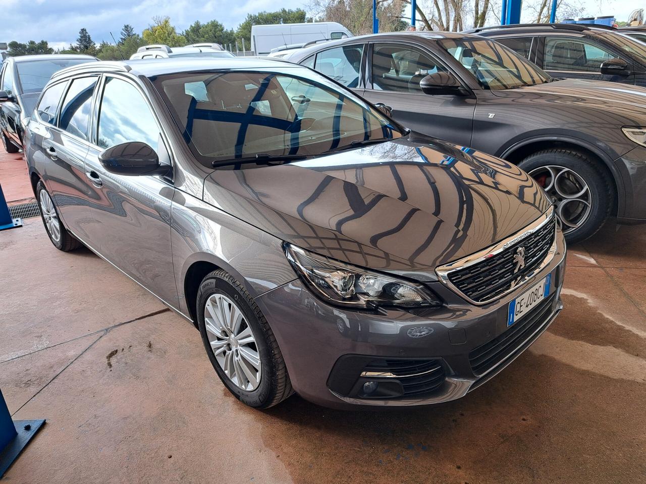 Peugeot 308 BlueHDi 130 CV S&S Allure AUTOM.