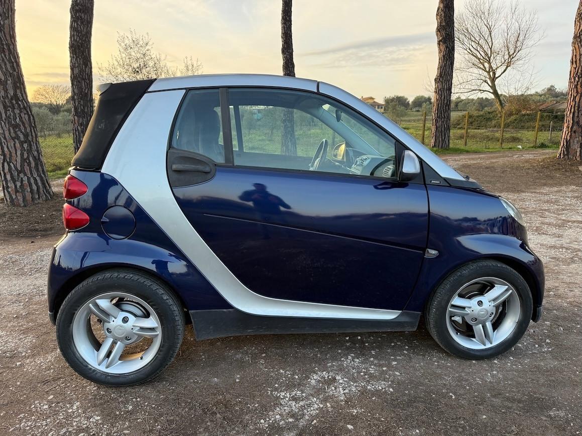 Smart ForTwo 1000 62 kW cabrio pulse