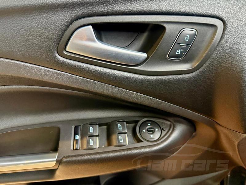 Ford Kuga 2.0 tdci ST-Line s&s awd 150cv powershift my19.25