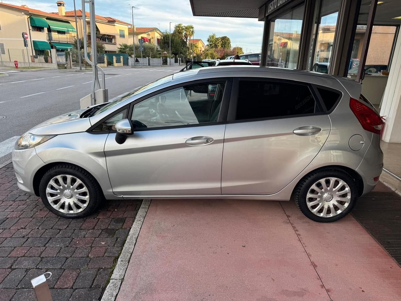 Ford Fiesta 1.2 82 CV 5 porte 82cv
