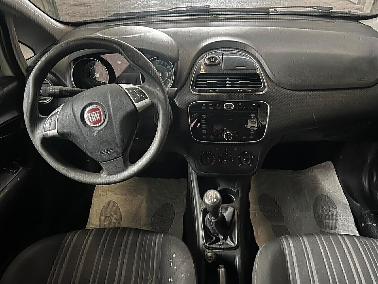 Fiat Grande Punto 1.3 MJT 75 CV 5 port-2011-NEOP.