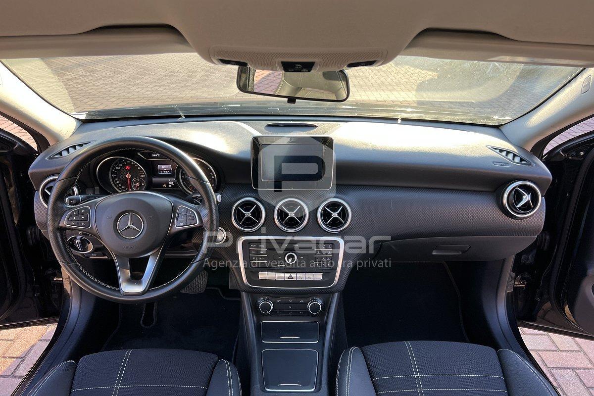 MERCEDES A 200 d Automatic Sport