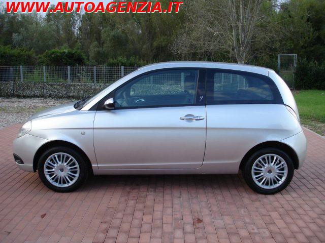LANCIA Ypsilon 1.3 MJT 75 CV Oro