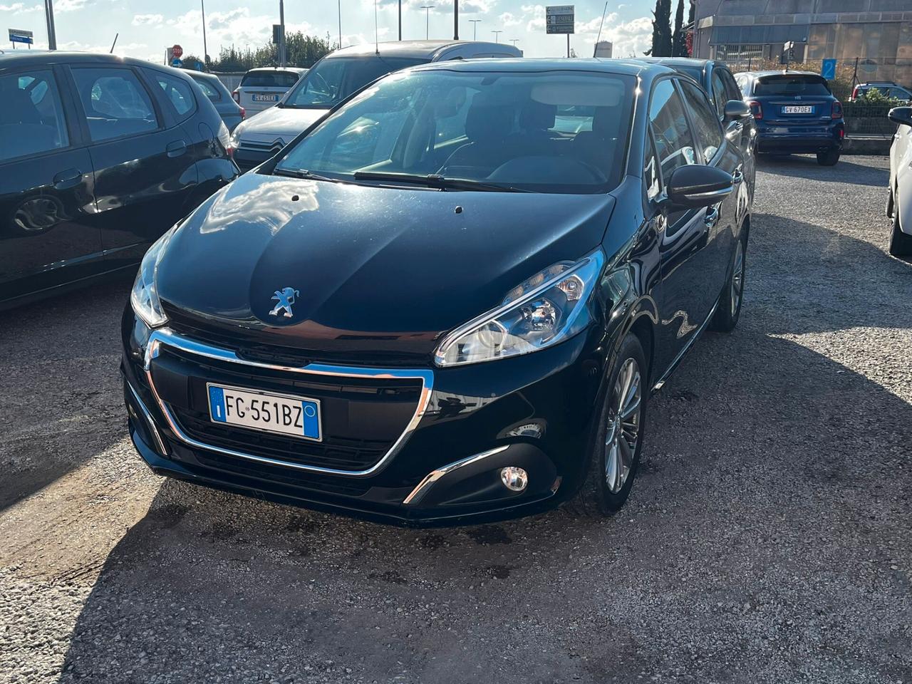 Peugeot 208 PureTech 82 5 porte Allure