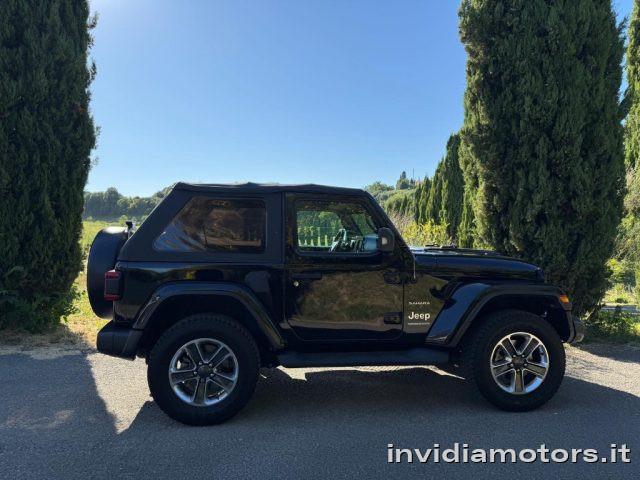 JEEP Wrangler Sahara Soft-Hard Top