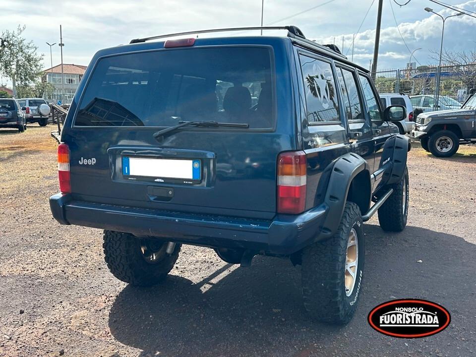 Jeep Cherokee 2.5 TD 5 Porte Sport