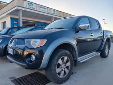 MITSUBISHI L200 D/C Intense 2.500 DI-D 136cv 4WD