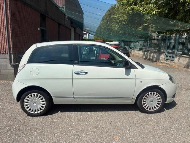 LANCIA YPSILON GPL GIA' TAGLIANDATA