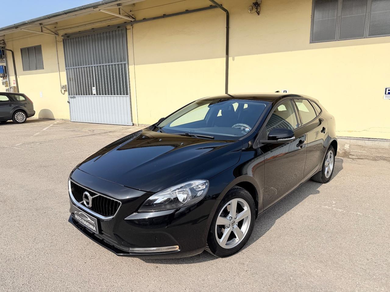Volvo V40 D2 R-design euro6 2.0d 120cv