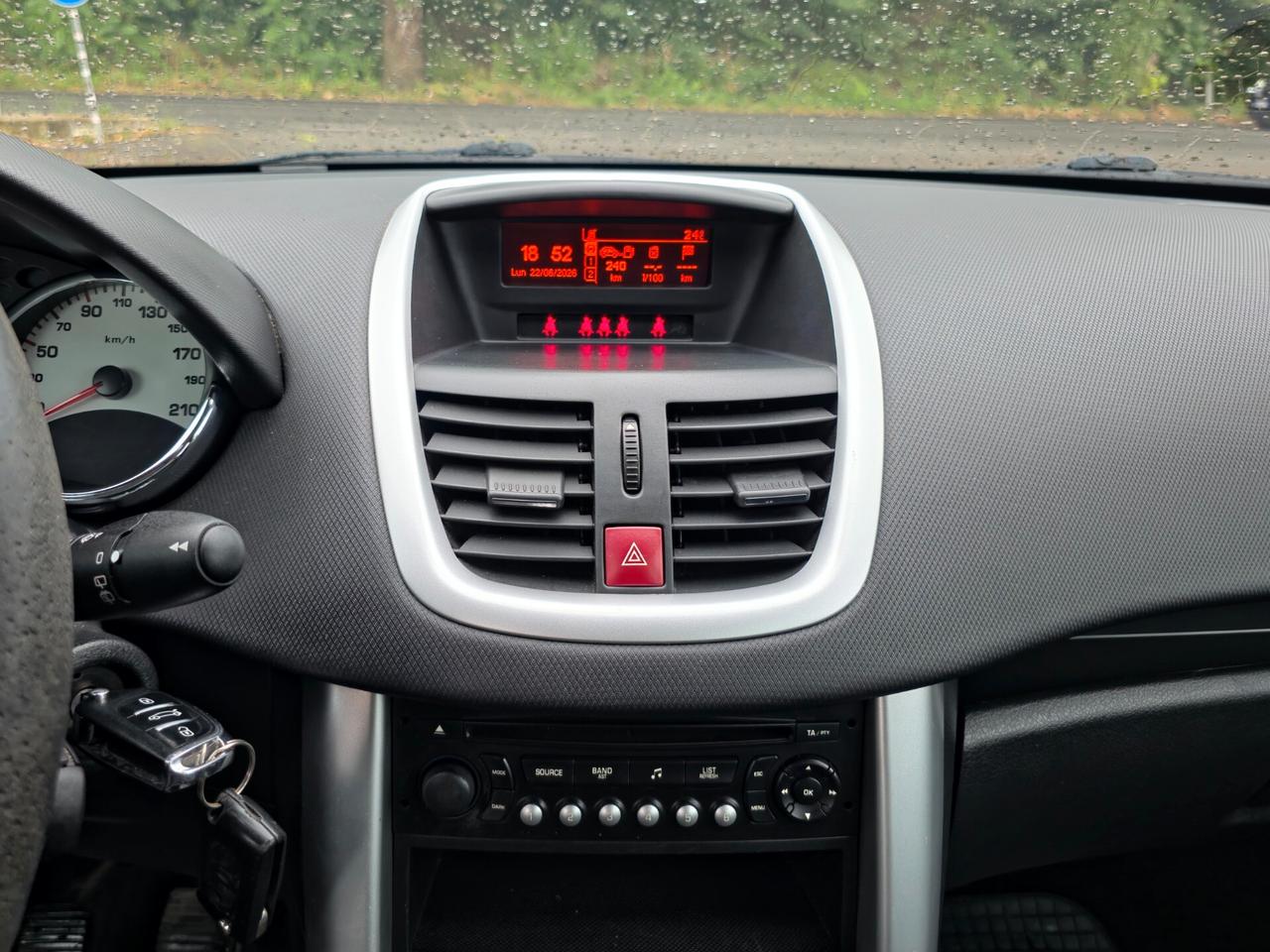 Peugeot 207 1.4 HDi 70CV FAP 5p. XS E5 Manuale NEO 2010