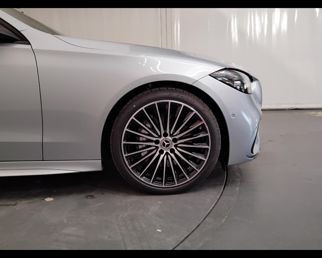 Mercedes-Benz Classe C-S206 SW 2021 - C SW 220 d mhev AMG Line Advanced 197cv auto