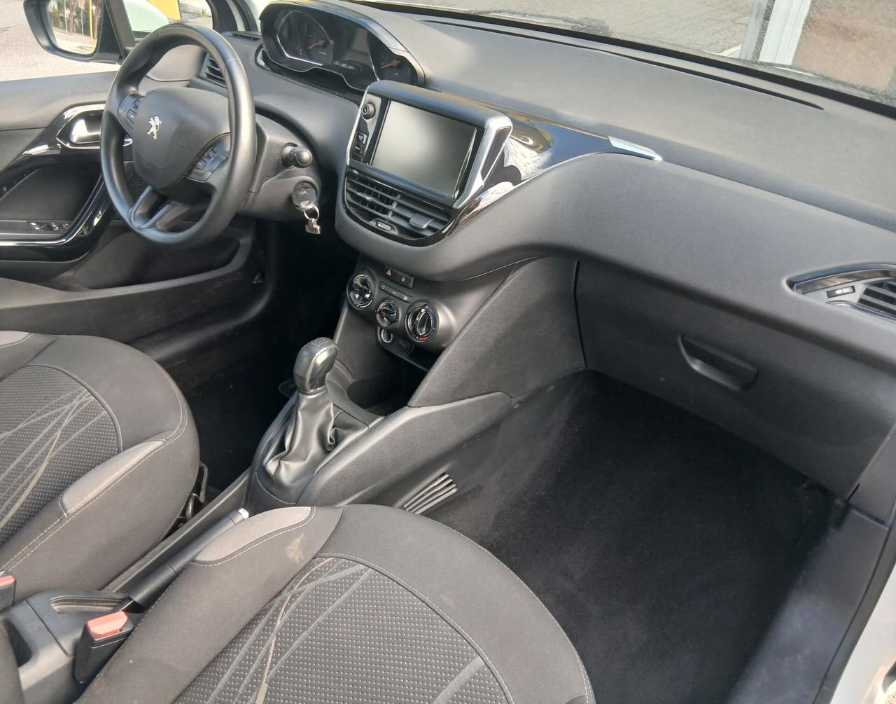 Peugeot 208 GPL