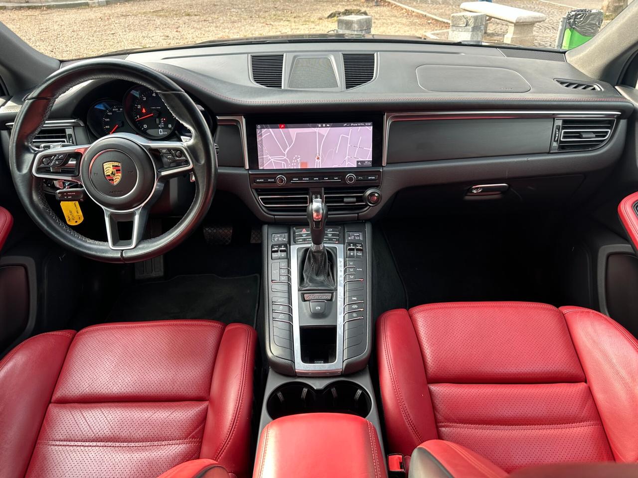 Porsche Macan 2.0 T 245 CV Sport Design PDK