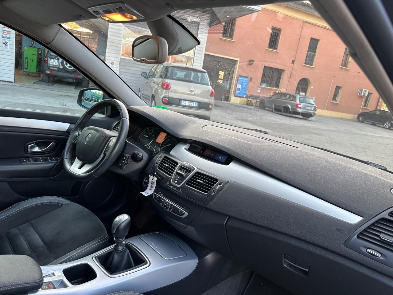 Renault Laguna 2.0 dCi SporTour soli 130mila km