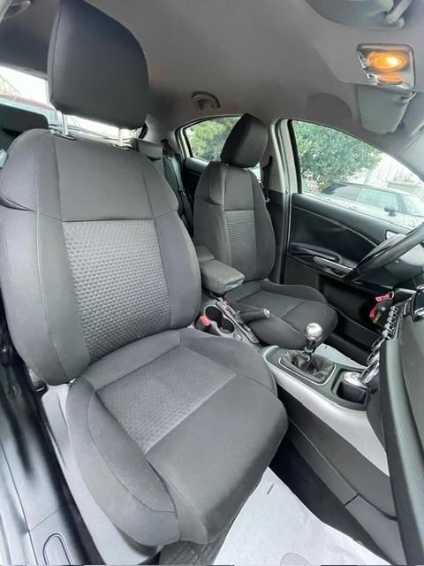 Alfa Romeo Giulietta 1.6 JTDm-2 105 CV Distinctive