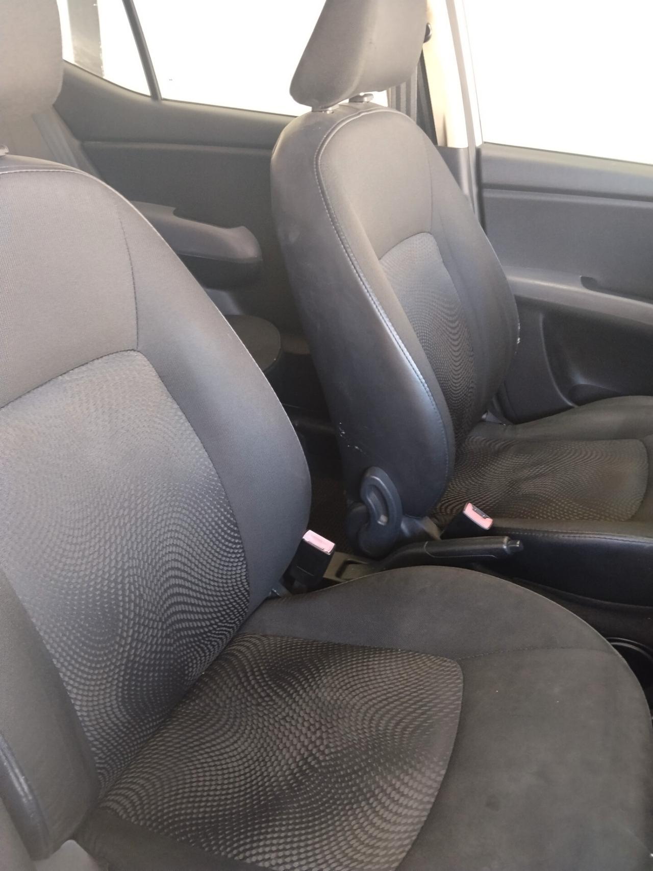 Hyundai i10 1.1 bnz/ GPL 2011 CON GARANZIA