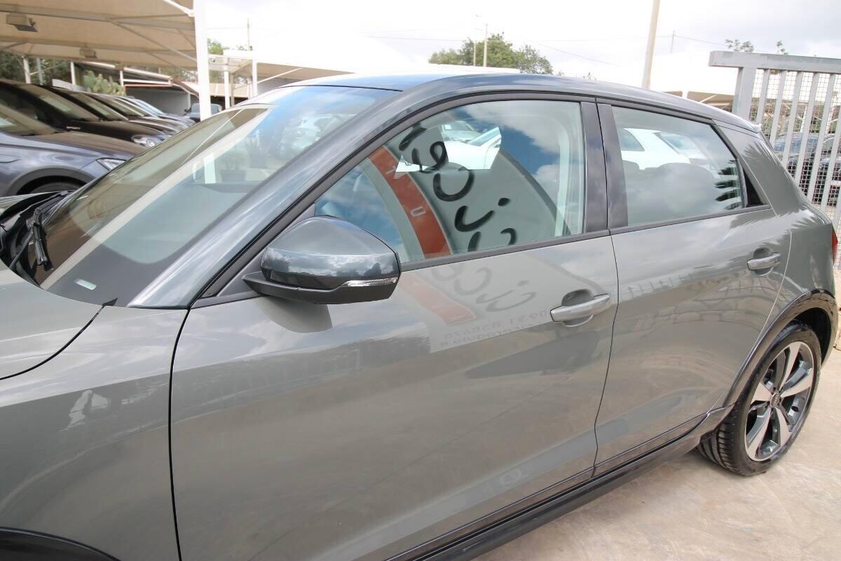 Audi A1 Allstreet 30 TFSI Identity Contrast 10.2024