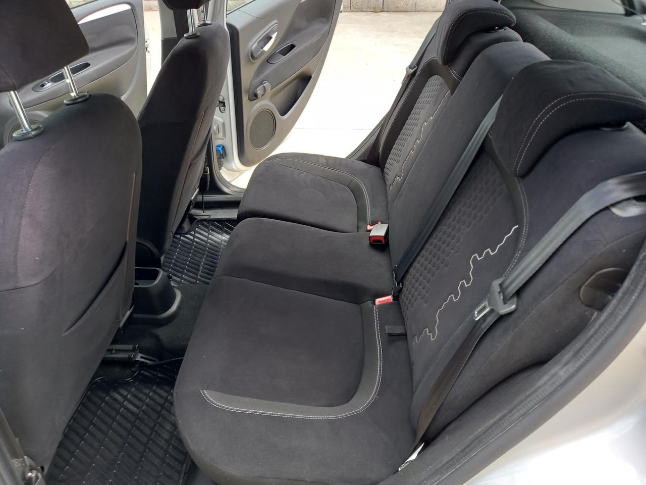 Fiat Punto 1.3 MJT II S&S 85 CV Lounge