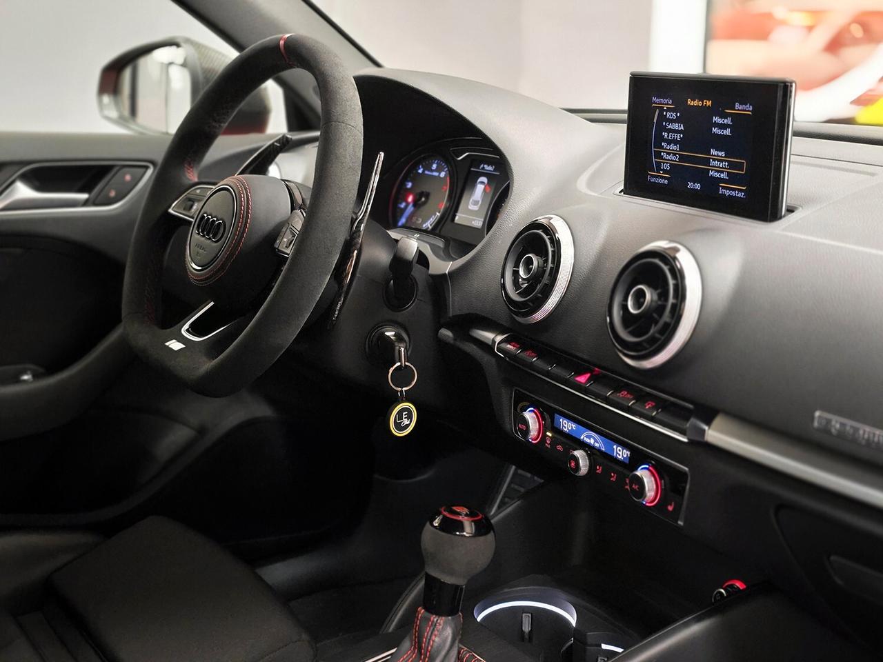 Audi S3 III SPORTBACK 2.0 TFSI QUATTRO_S TRONIC_MISANO RED