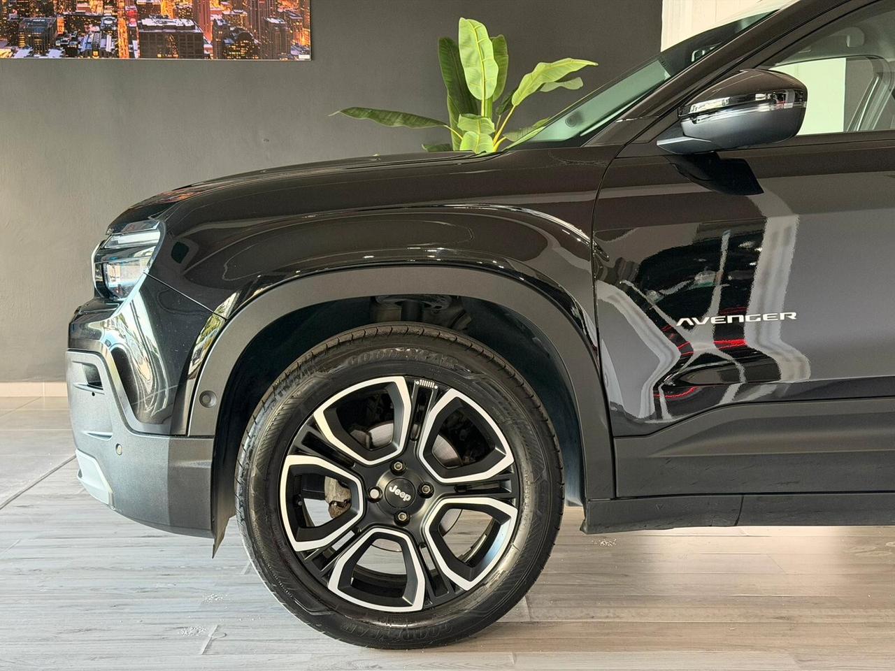 Jeep Avenger 1.2 Turbo 100 CV Summit
