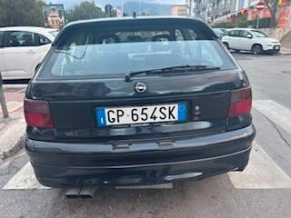 Opel Astra 2.0 16V Anche permuta o scambi0