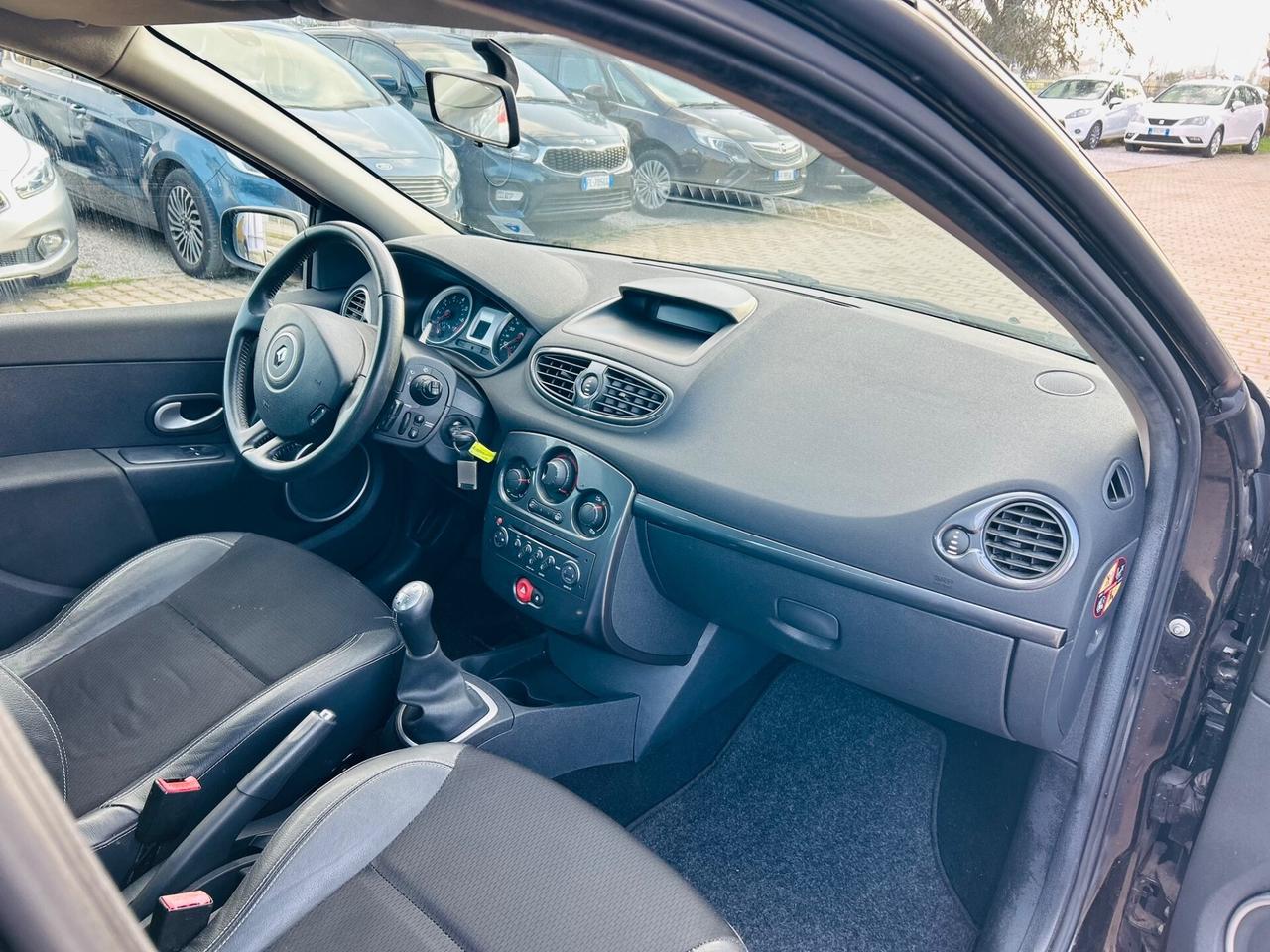 Renault Clio 1.2 16V 5 porte Le Iene