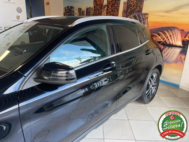 MERCEDES-BENZ GLA 200 d Sport *CAMERA*NAVI*PELLE