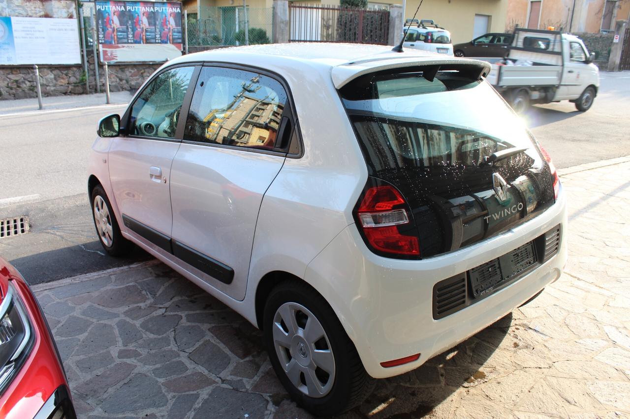 Renault Twingo 5 porte neopatentati